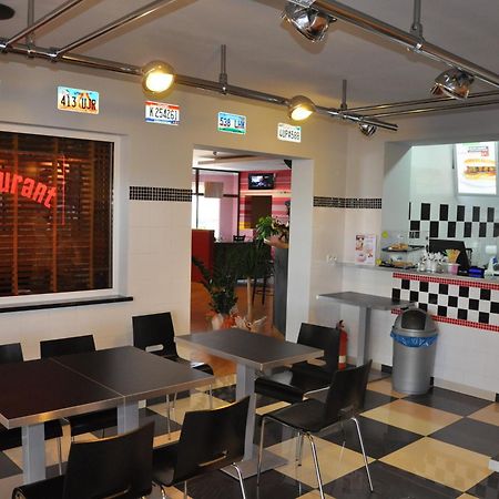 Hotel Orlik Płońsk Εξωτερικό φωτογραφία