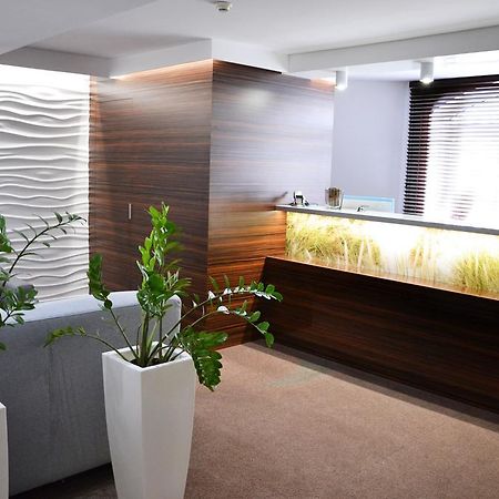 Hotel Orlik Płońsk Εξωτερικό φωτογραφία
